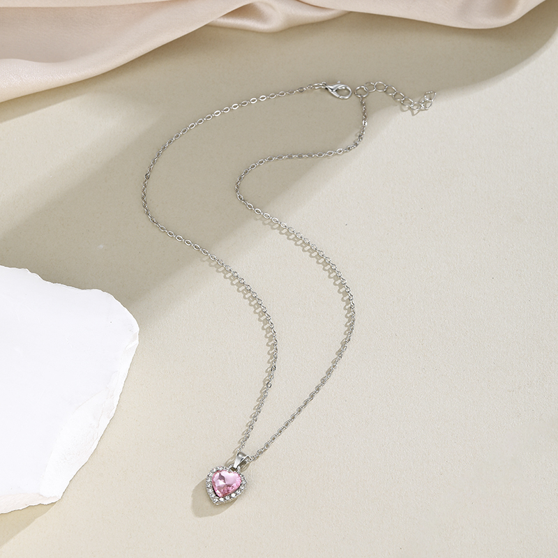 1pc Romantic Pink Heart-shaped - Women'S Day Fashion Show 评论和价格