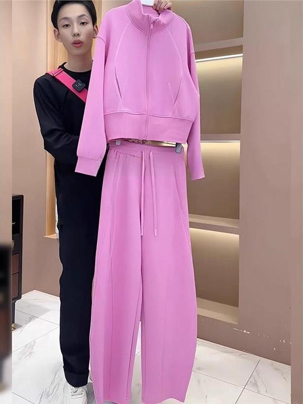Fashionable Sportswear Set for - Women Fashion Over The Years 评论和价格